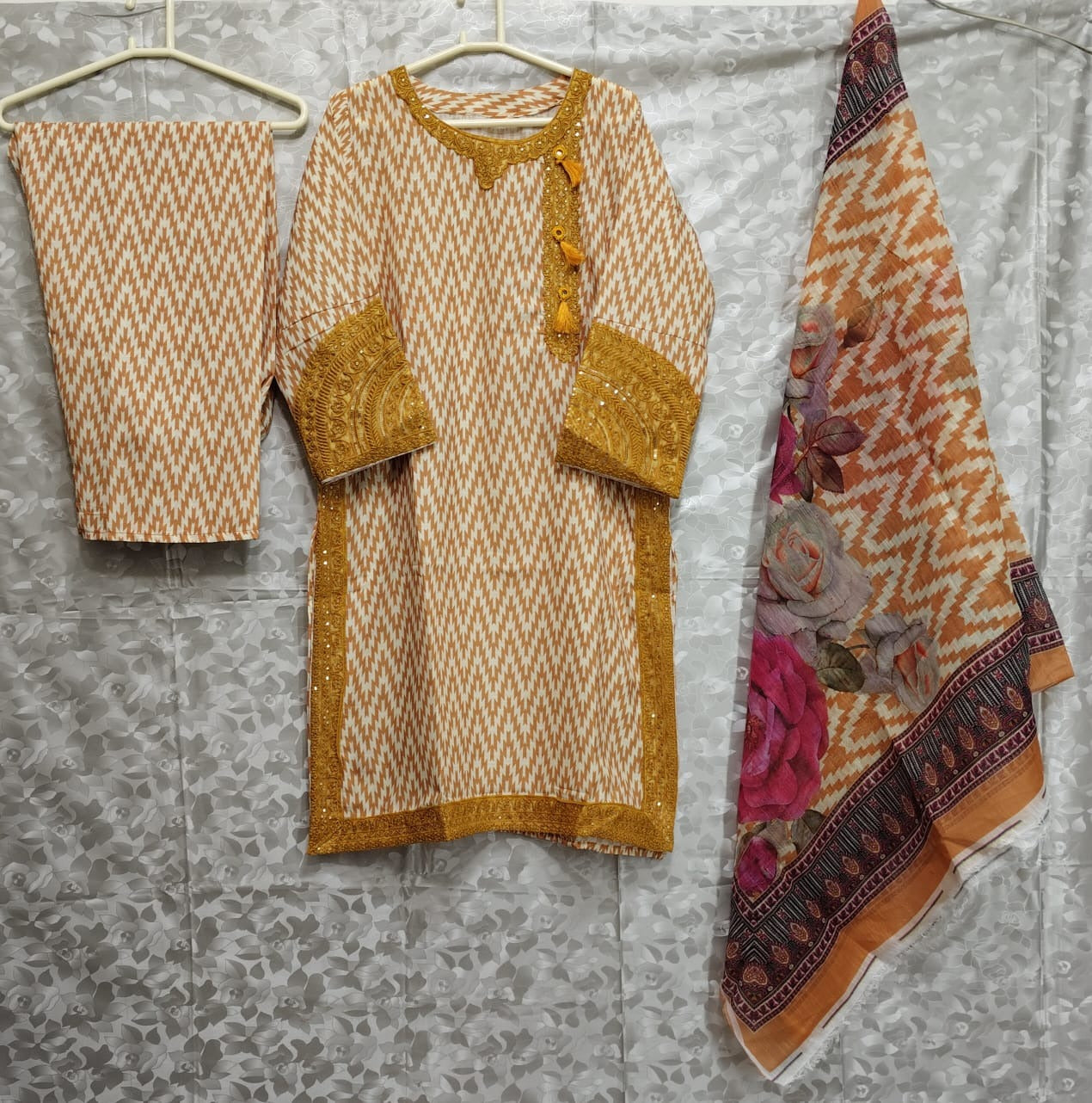 Lawn 3 Piece Suits